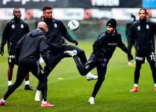 Beşiktaş, Antalyaspor Maçına Hazır! Antalya'ya Uçuş Bugün!