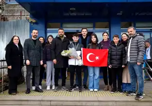 Eren Kalfa, Trabzon'da Şampiyonluk Sevinciyle Karşılandı!