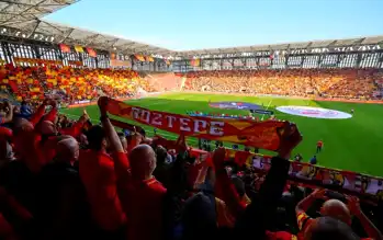 Göztepe Stadyumu Genişliyor, İki Oyuncuyla Veda!