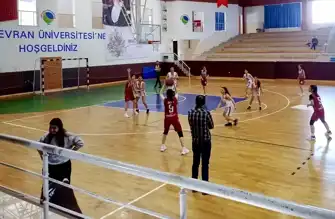 Kırşehir'de Gençler Basketbol Şenliği Başladı