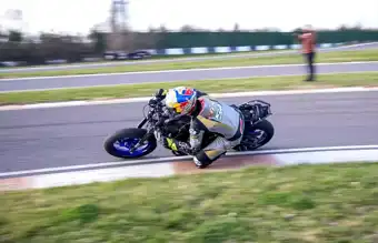 Sofuoğlu: Türk Motosikletçilerden Şampiyonluk Bekliyorum!