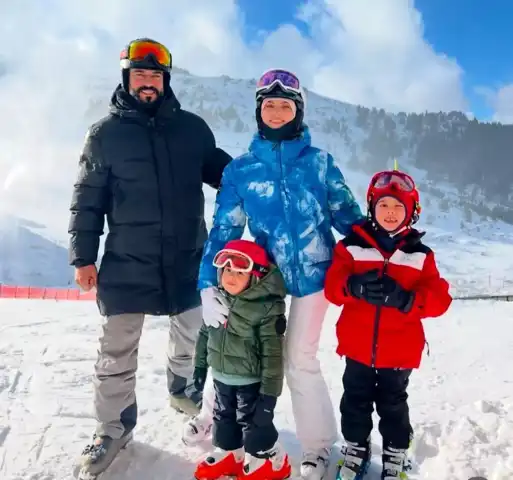 Ünlü Çift, Dağlarda Kış Keyfi Yaptı!