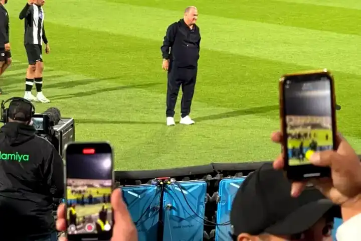 Fatih Terim'e Al Shabab'tan Özel Tezahürat!