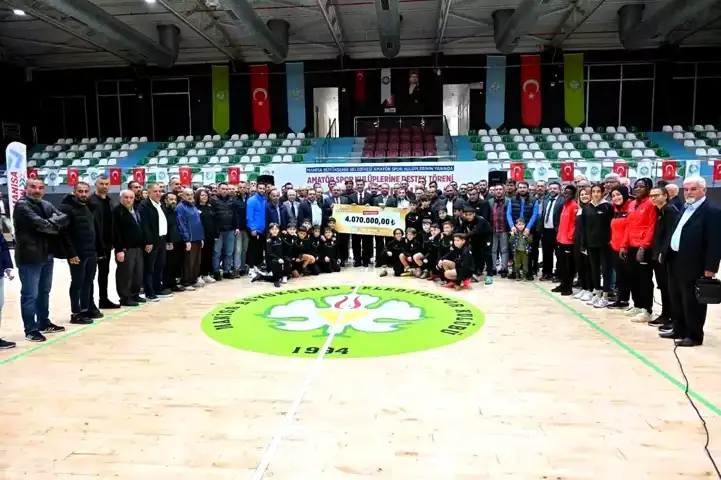 Manisa Büyükşehir Belediyespor: 2000'den Fazla Sporcuya Destek!