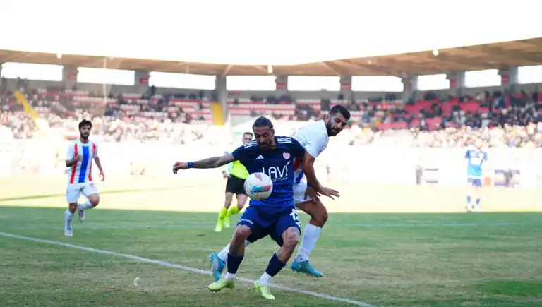 Yerel Takım, Rakibini 4-0'la Yenerek Zirveye Oturdu!