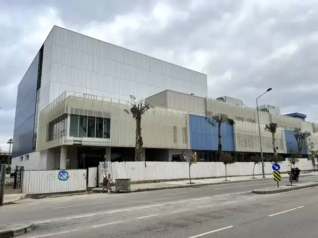 İzmir'e Yeni Olimpik Yüzme Havuzu!